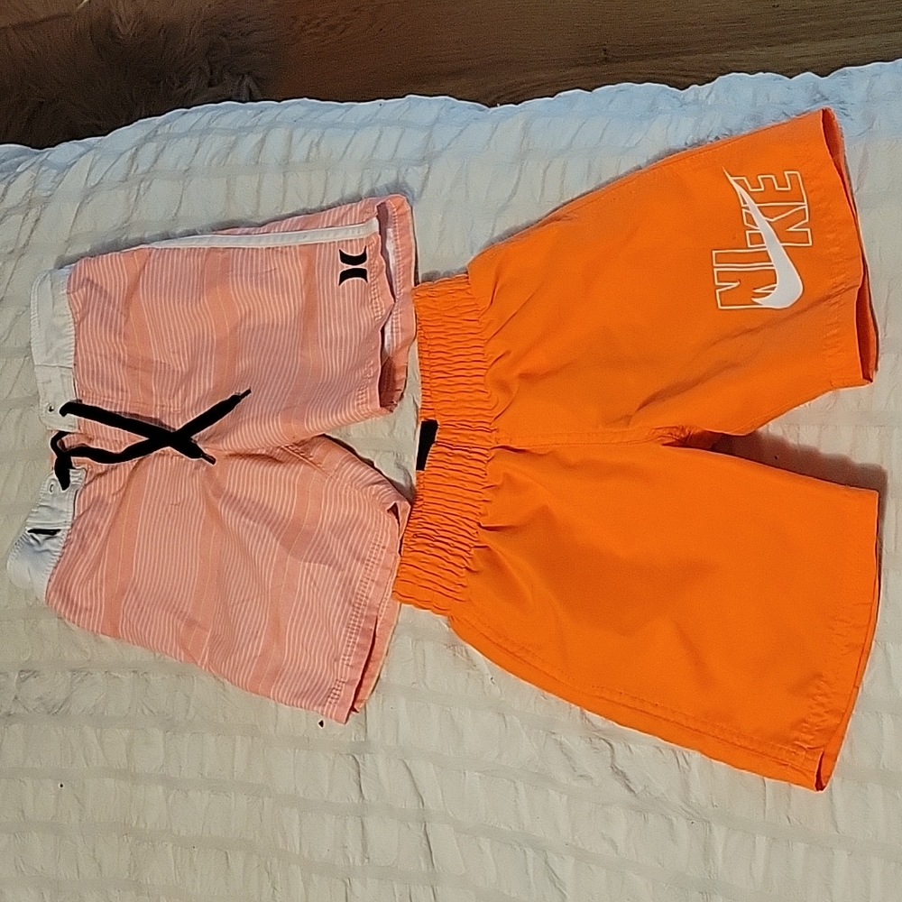 Swim trunks - Picture 1 of 3